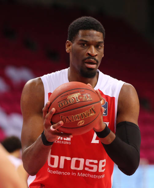 也是国足在 也是国足在